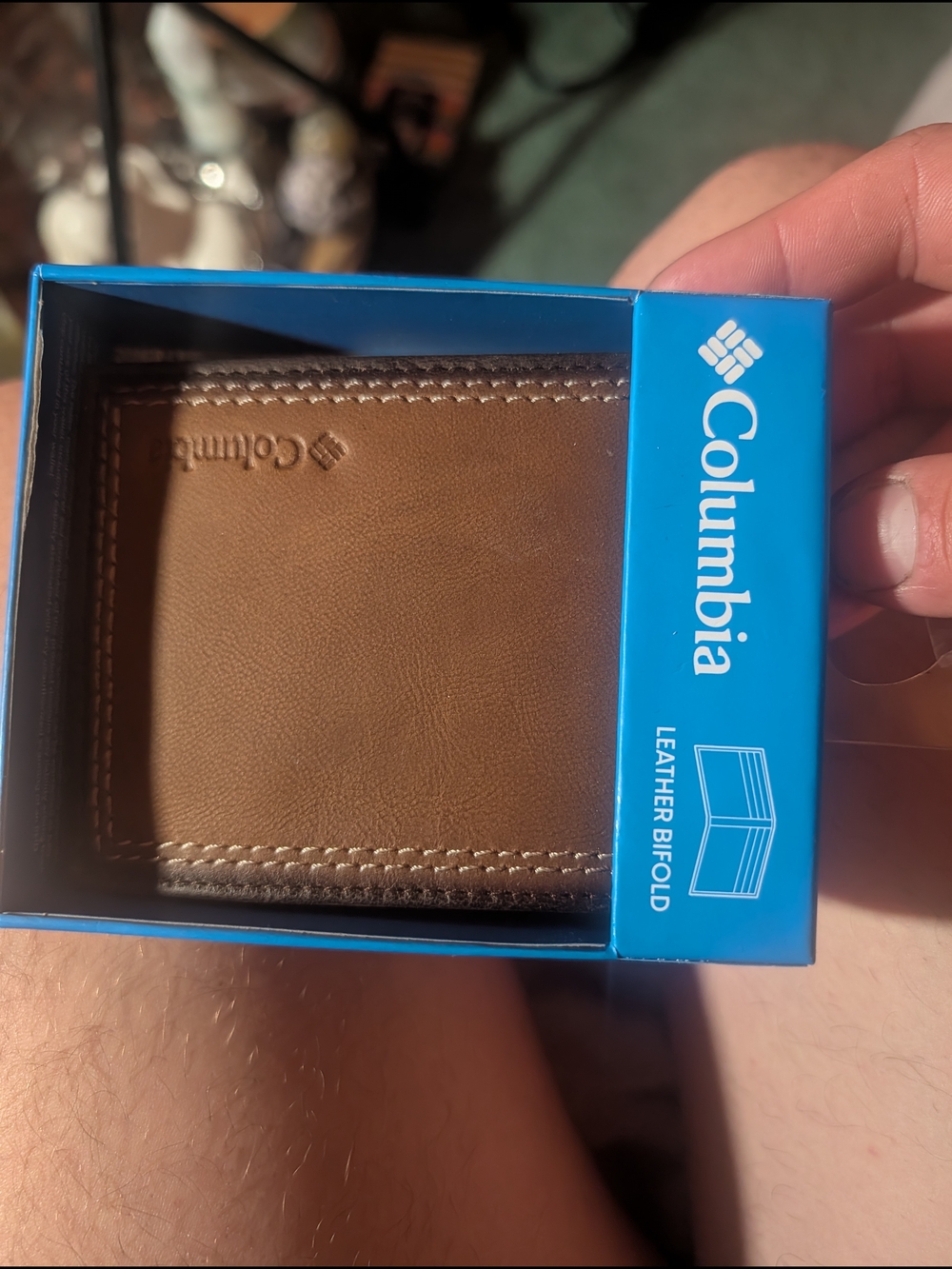Columbia Brown Leather Bifold Card & Key Holder